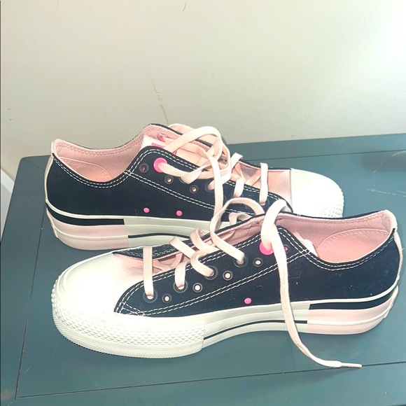 Converse Shoes - Converse Chuck Taylor All Star Easy On Black &Pink Platform, sizeW6.5